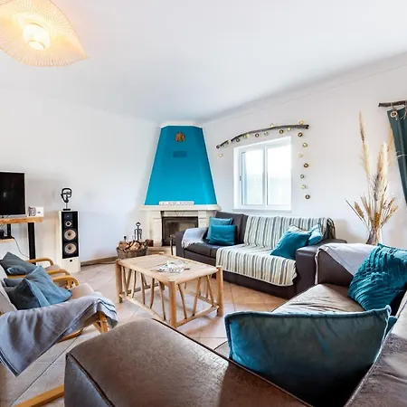 Casa Monkey Business