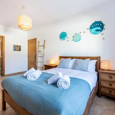 Casa Monkey Business Vila