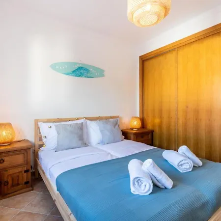 Casa Monkey Business Vila
